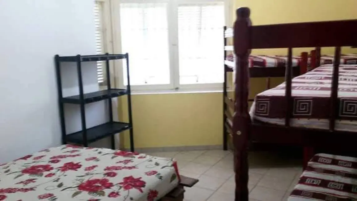 Foto 3 de Casa com 7 quartos à venda, 300m2 em Ubatuba - SP
