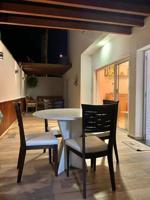 Foto 6 de Apartamento com 2 quartos à venda, 116m2 em Silop, Ubatuba - SP