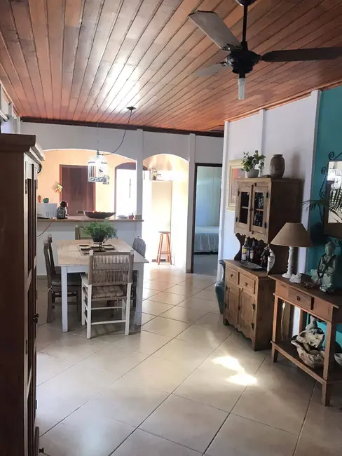Foto 8 de Casa com 3 quartos à venda, 133m2 em Ubatuba - SP