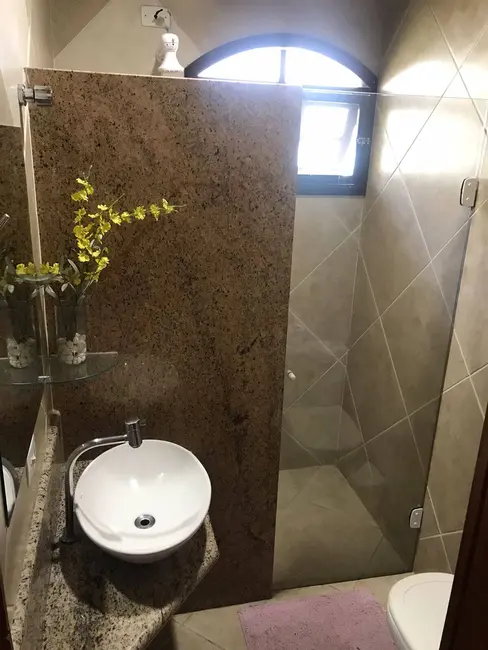 Foto 2 de Casa com 3 quartos à venda, 133m2 em Ubatuba - SP