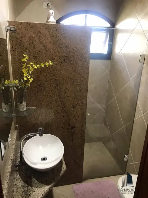 Foto 2 de Casa com 3 quartos à venda, 133m2 em Ubatuba - SP