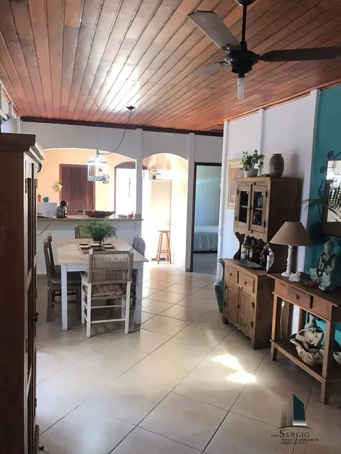 Foto 8 de Casa com 3 quartos à venda, 133m2 em Ubatuba - SP