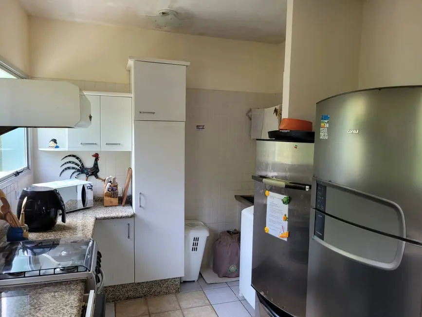 Foto 4 de Apartamento com 3 quartos à venda, 221m2 em Ubatuba - SP