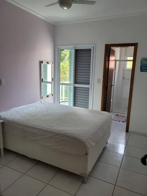 Foto 6 de Apartamento com 3 quartos à venda, 225m2 em Ubatuba - SP
