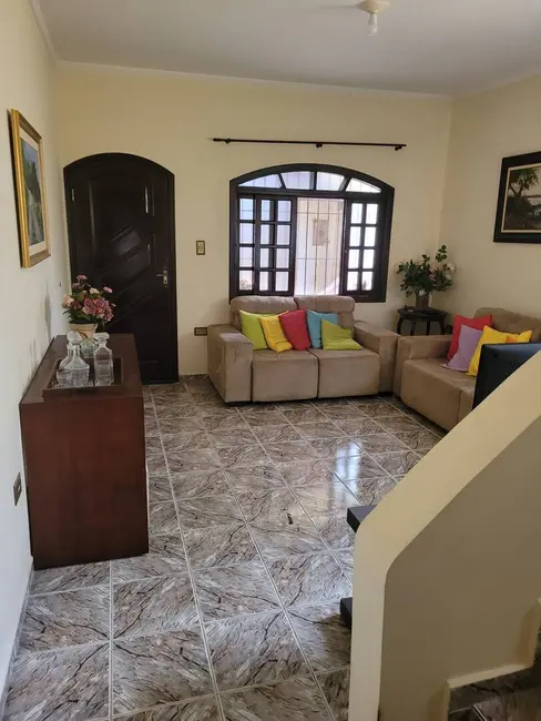 Foto 4 de Casa com 3 quartos à venda, 180m2 em Ubatuba - SP