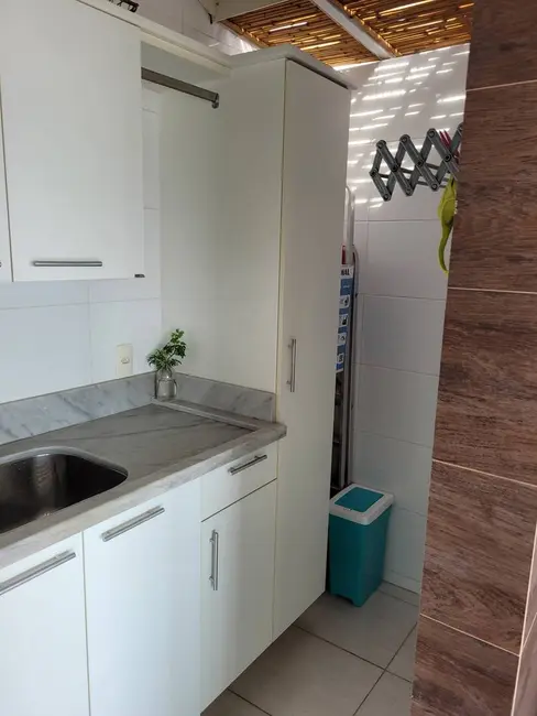Foto 6 de Apartamento com 4 quartos à venda, 235m2 em Ubatuba - SP
