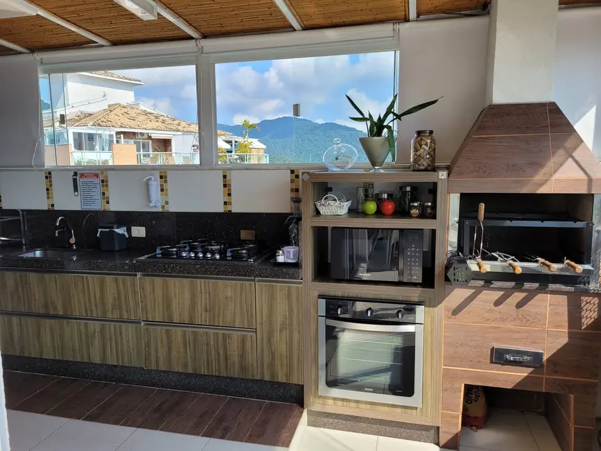 Foto 5 de Apartamento com 4 quartos à venda, 235m2 em Ubatuba - SP