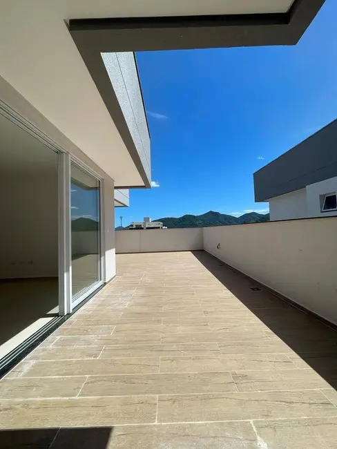 Foto 2 de Apartamento com 3 quartos à venda, 140m2 em Centro, Ubatuba - SP