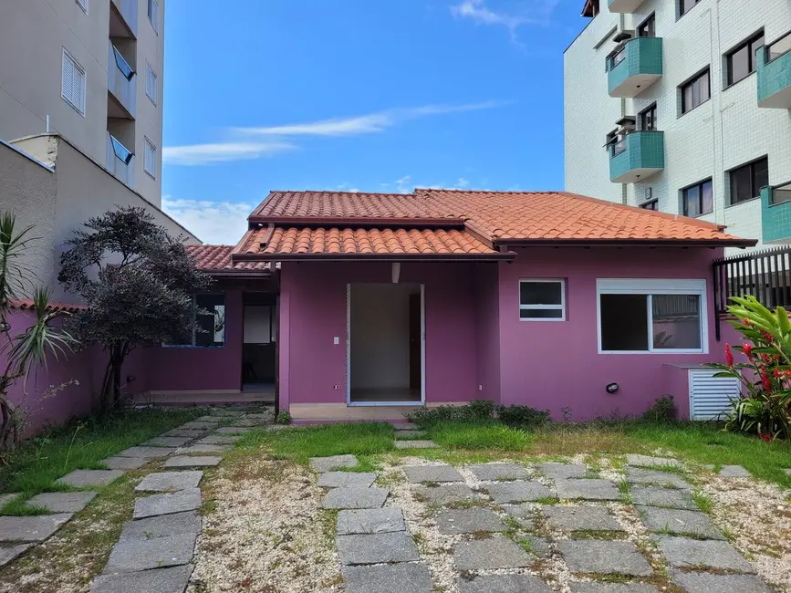Foto 2 de Casa com 4 quartos à venda, 320m2 em Ubatuba - SP