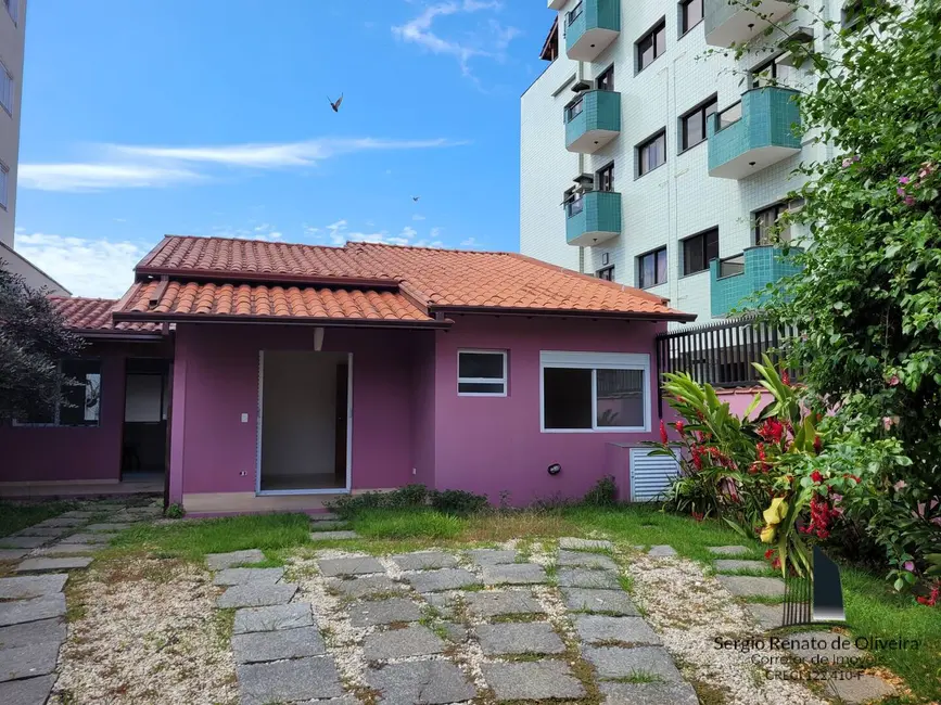 Foto 1 de Casa com 4 quartos à venda, 320m2 em Ubatuba - SP