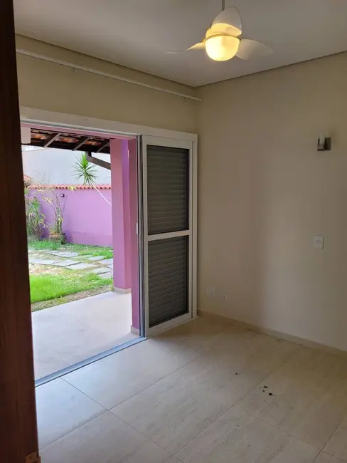 Foto 9 de Casa com 4 quartos à venda, 320m2 em Ubatuba - SP