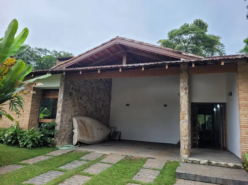 Foto 5 de Casa com 4 quartos à venda, 630m2 em Ubatuba - SP