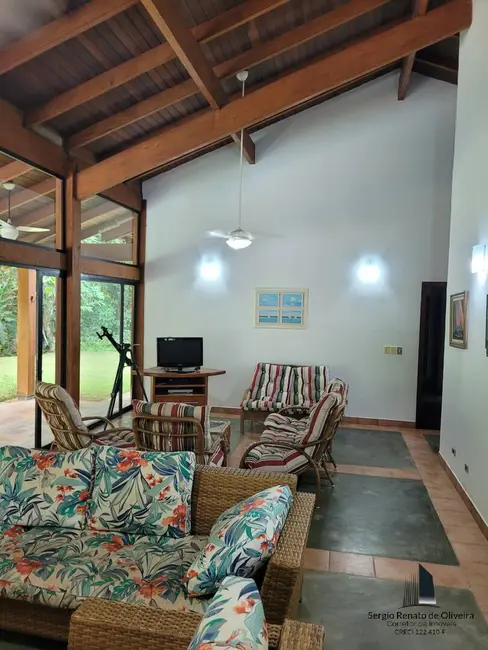 Casa com 4 quartos à venda, 630m2 em Ubatuba - SP - imagem 9 Foto 9 de Casa com 4 quartos à venda, 630m2 em Ubatuba - SP
