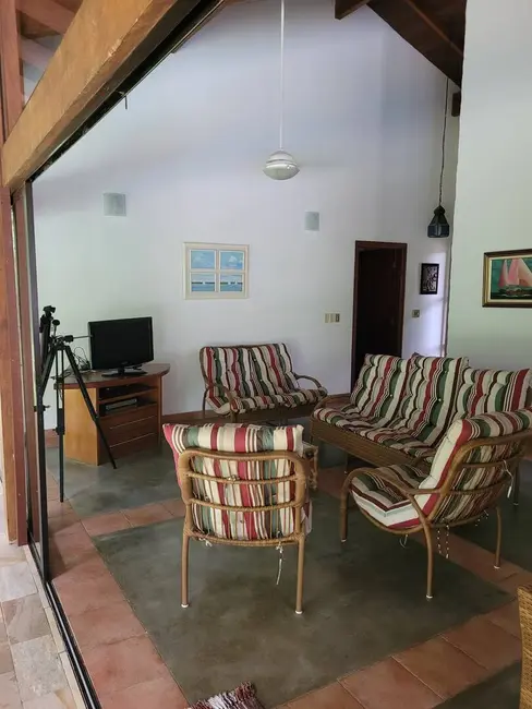 Foto 7 de Casa com 4 quartos à venda, 630m2 em Ubatuba - SP