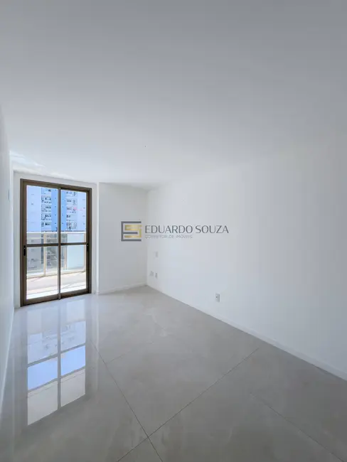 Foto 8 de Apartamento com 2 quartos à venda, 77m2 em Praia da Costa, Vila Velha - ES