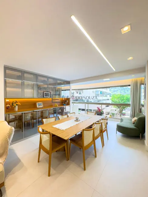 Foto 5 de Apartamento com 3 quartos à venda, 180m2 em Praia da Costa, Vila Velha - ES