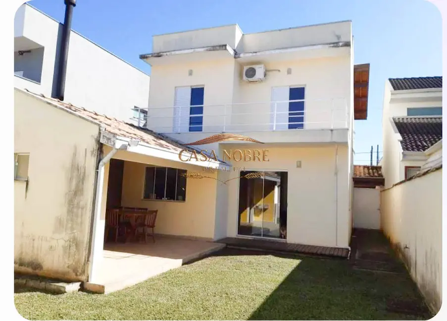 Foto 6 de Casa com 4 quartos à venda, 300m2 em Parque São Luís, Taubate - SP