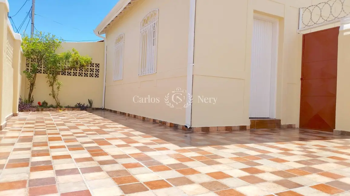 Foto 1 de Casa com 11 quartos à venda e para alugar, 250m2 em Centro, Taubate - SP