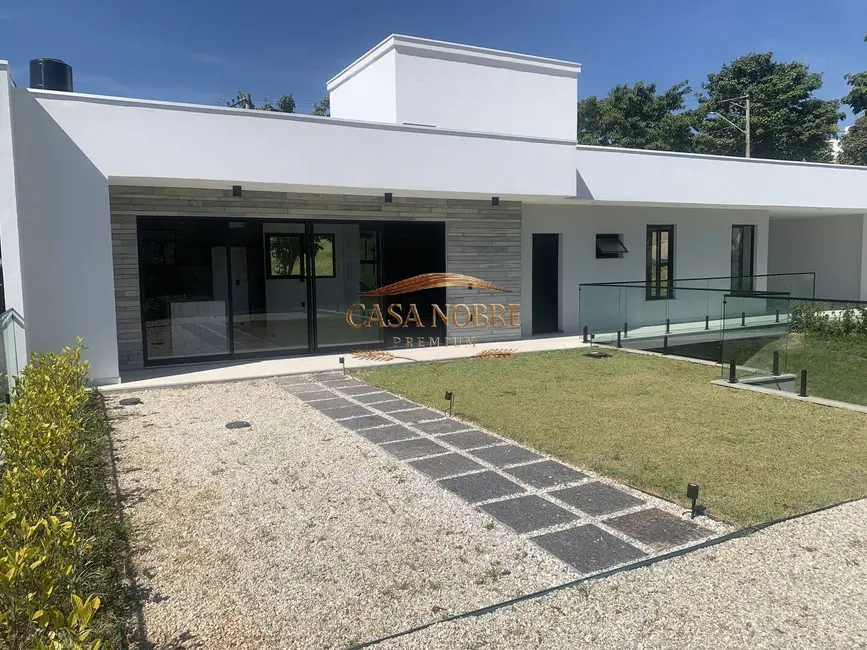 Foto 4 de Casa com 4 quartos à venda, 848m2 em Chácara São Félix, Taubate - SP