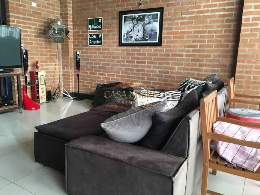 Foto 8 de Casa com 3 quartos à venda, 4200m2 em Chácaras Cataguá, Taubate - SP