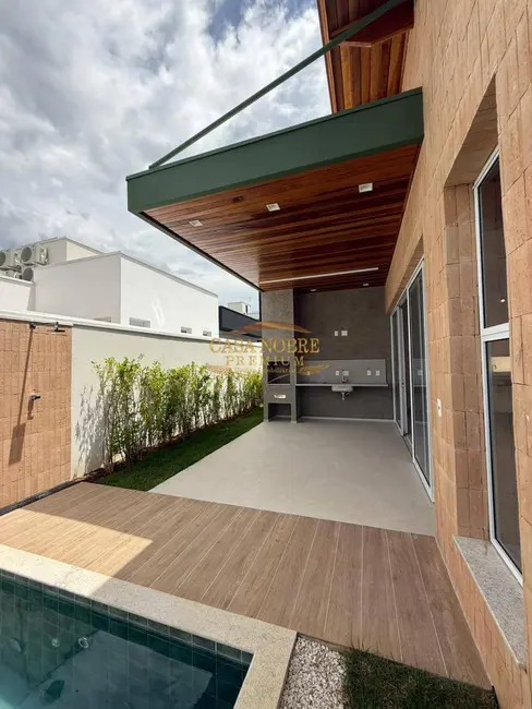 Foto 4 de Casa com 3 quartos à venda, 300m2 em Quiririm, Taubate - SP