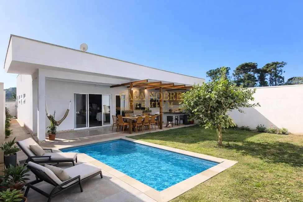 Foto 1 de Casa com 2 quartos à venda, 300m2 em Tremembe - SP