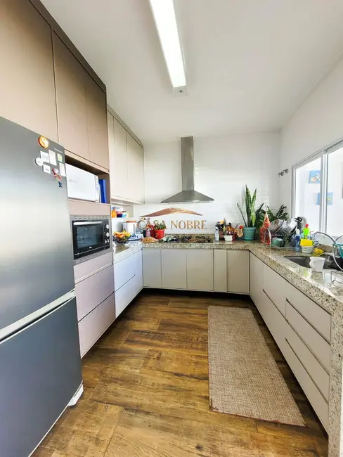 Foto 5 de Casa com 2 quartos à venda, 300m2 em Tremembe - SP