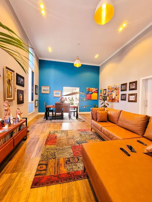 Foto 1 de Casa com 2 quartos à venda, 300m2 em Tremembe - SP