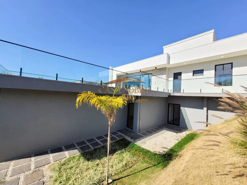 Foto 4 de Casa com 4 quartos à venda, 848m2 em Chácara São Félix, Taubate - SP