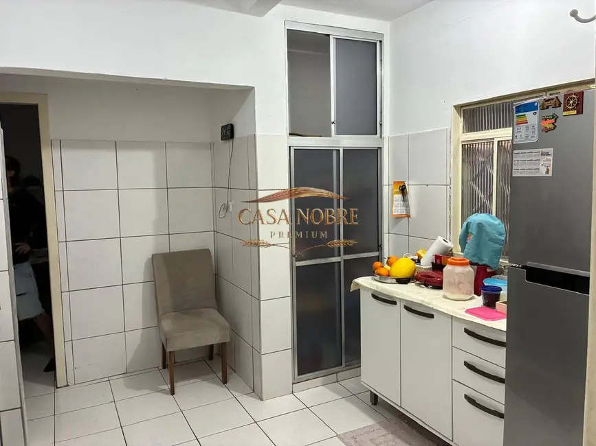 Foto 3 de Casa com 3 quartos à venda, 250m2 em Tremembe - SP