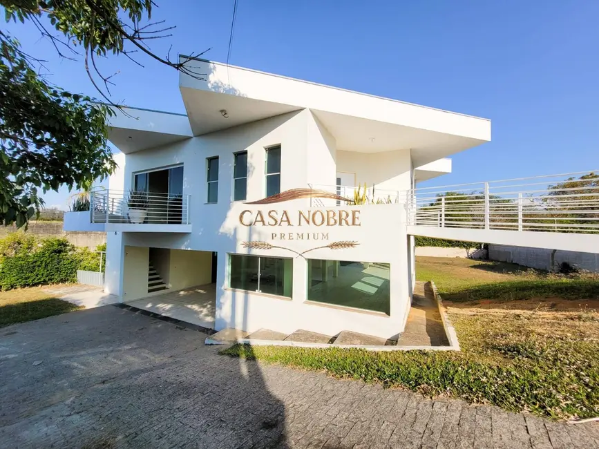 Foto 4 de Casa com 4 quartos à venda e para alugar, 1472m2 em Nossa Senhora do Perpétuo Socorro, Pindamonhangaba - SP