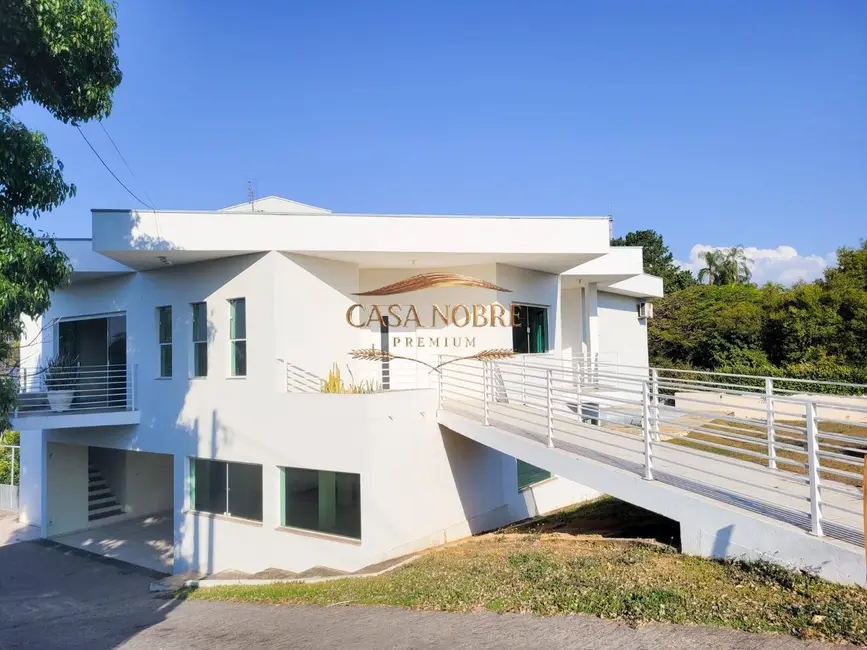 Foto 5 de Casa com 4 quartos à venda e para alugar, 1472m2 em Nossa Senhora do Perpétuo Socorro, Pindamonhangaba - SP