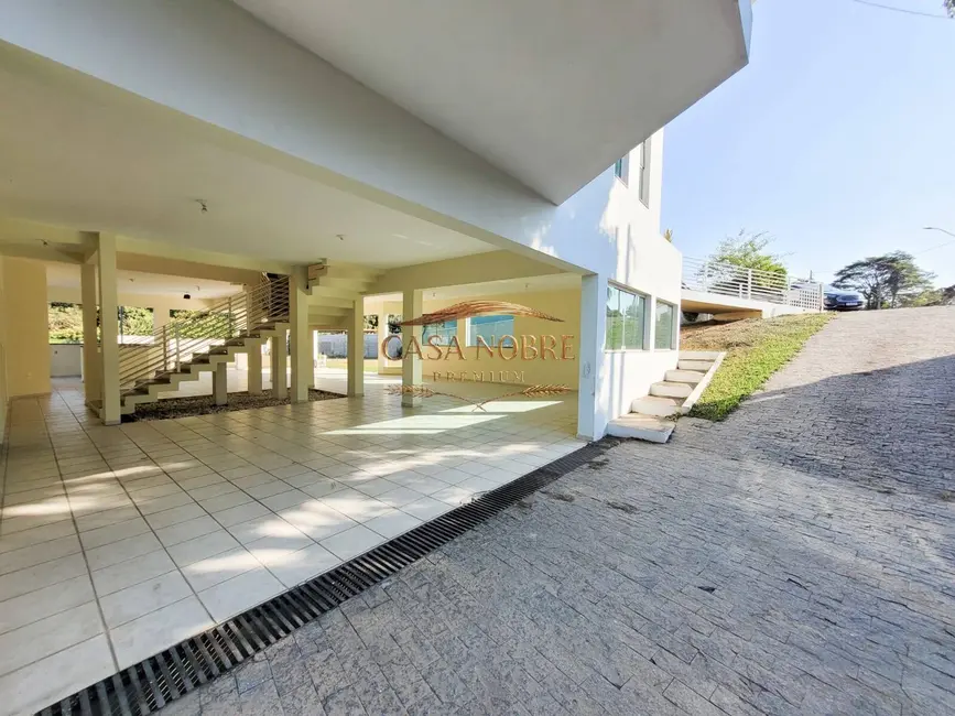 Foto 8 de Casa com 4 quartos à venda e para alugar, 1472m2 em Nossa Senhora do Perpétuo Socorro, Pindamonhangaba - SP