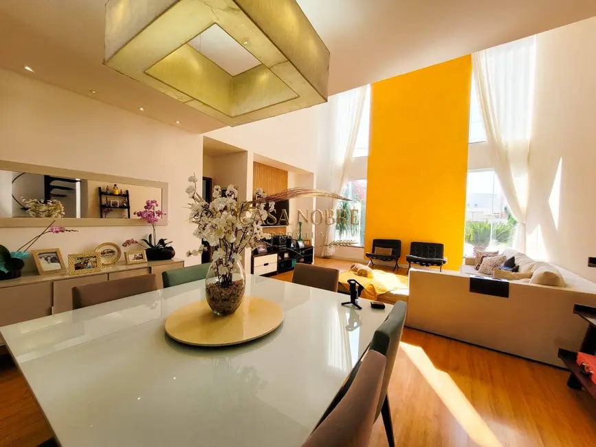 Foto 5 de Casa com 3 quartos à venda, 300m2 em Tremembe - SP