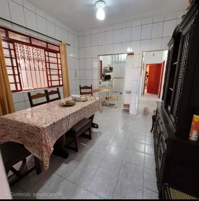 Foto 2 de Casa com 3 quartos à venda, 250m2 em Jardim das Monções, Taubate - SP