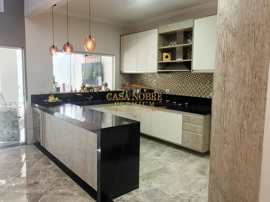 Foto 6 de Casa com 3 quartos à venda, 272m2 em Tremembe - SP