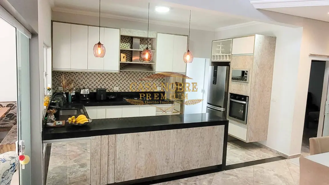 Foto 8 de Casa com 3 quartos à venda, 272m2 em Tremembe - SP