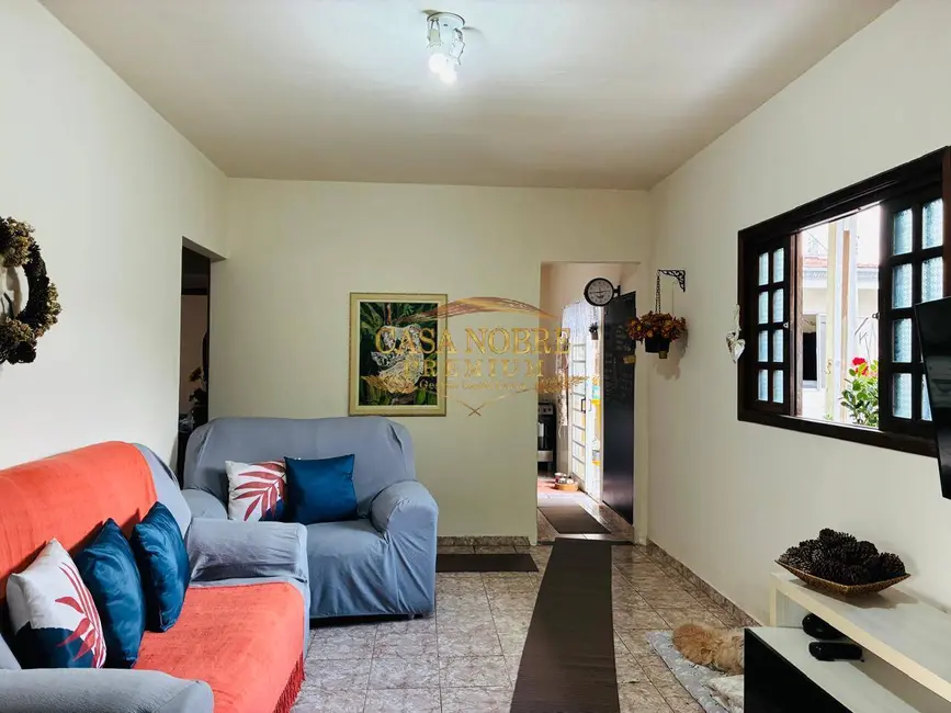 Casa com 2 quartos à venda, 185m2 em Parque Urupês, Taubate - SP - imagem 1 Foto 1 de Casa com 2 quartos à venda, 185m2 em Parque Urupês, Taubate - SP