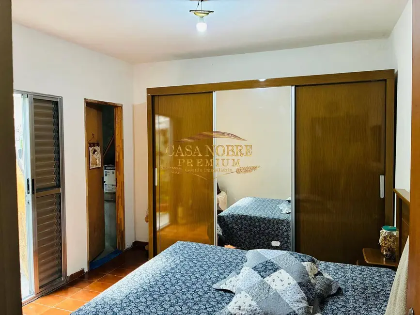 Casa com 2 quartos à venda, 185m2 em Parque Urupês, Taubate - SP - imagem 6 Foto 6 de Casa com 2 quartos à venda, 185m2 em Parque Urupês, Taubate - SP