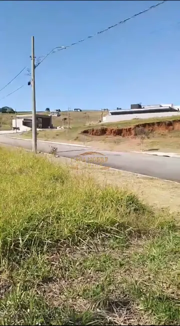 Foto 2 de Terreno / Lote à venda, 300m2 em Taubate - SP