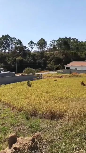 Foto 1 de Terreno / Lote à venda, 300m2 em Taubate - SP