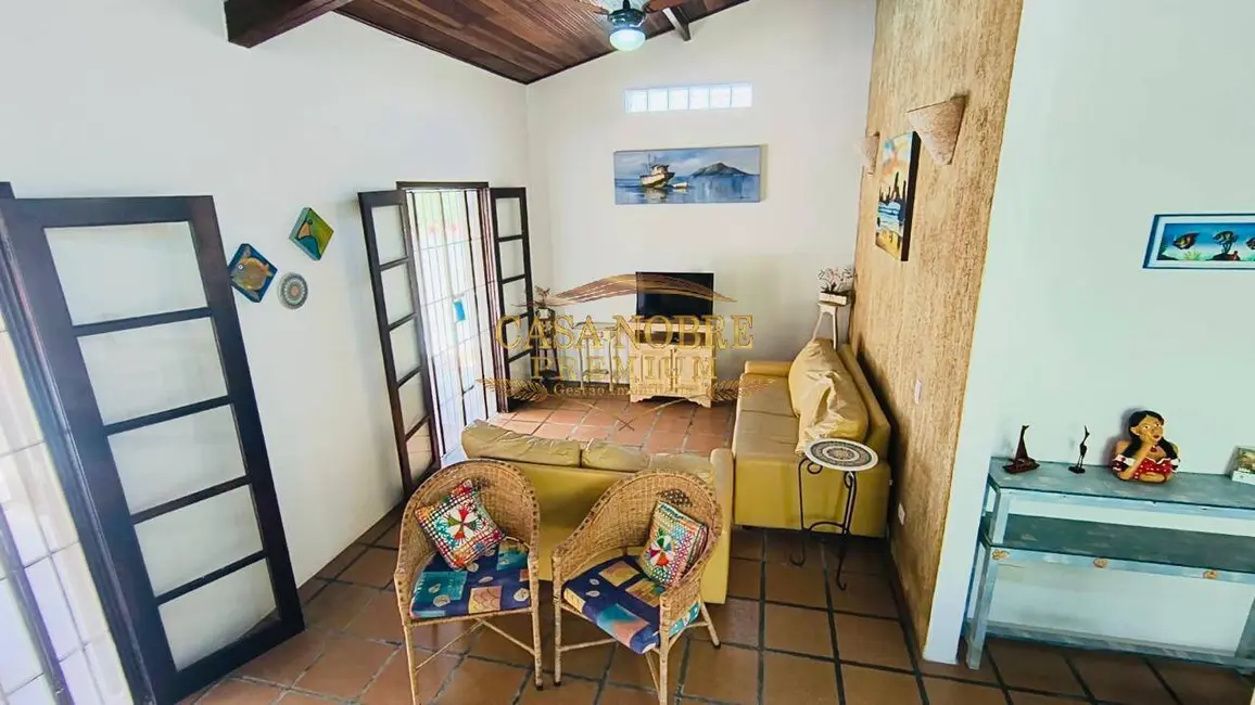 Foto 4 de Casa com 4 quartos à venda, 300m2 em Ubatuba - SP