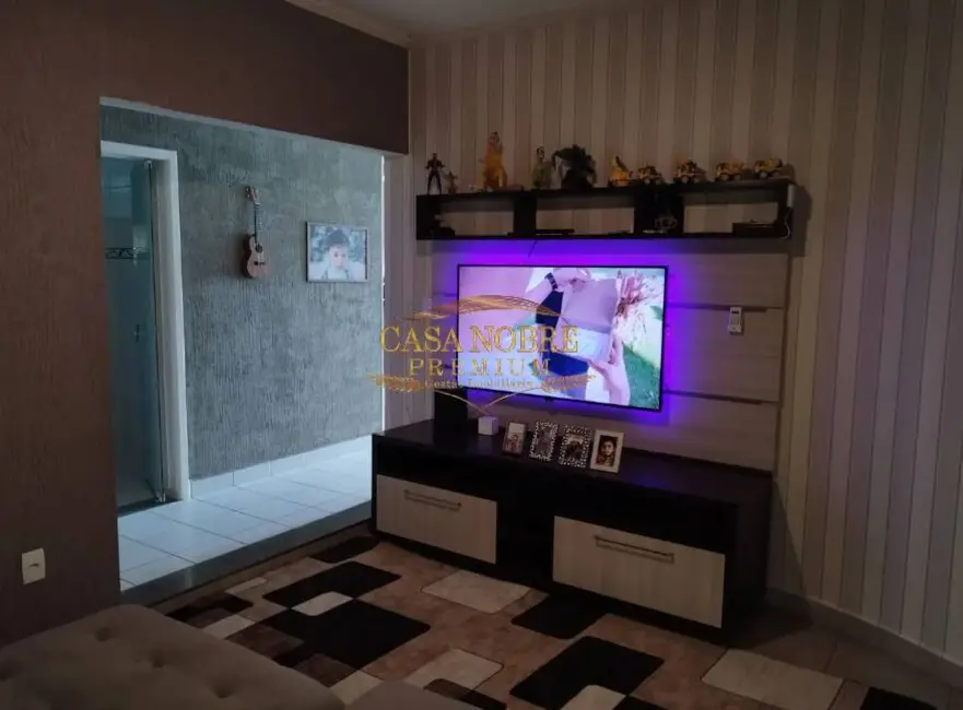 Foto 8 de Casa com 3 quartos para alugar, 500m2 em Piracangaguá, Taubate - SP