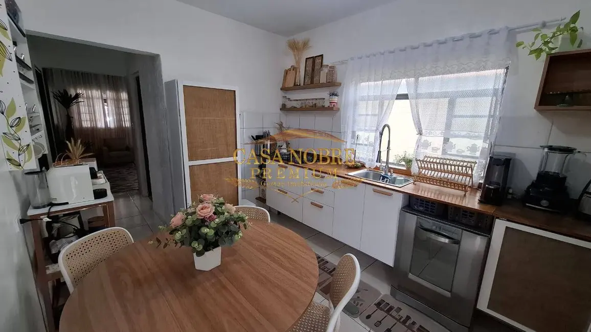 Foto 4 de Casa à venda, 250m2 em Sao Jose Dos Campos - SP