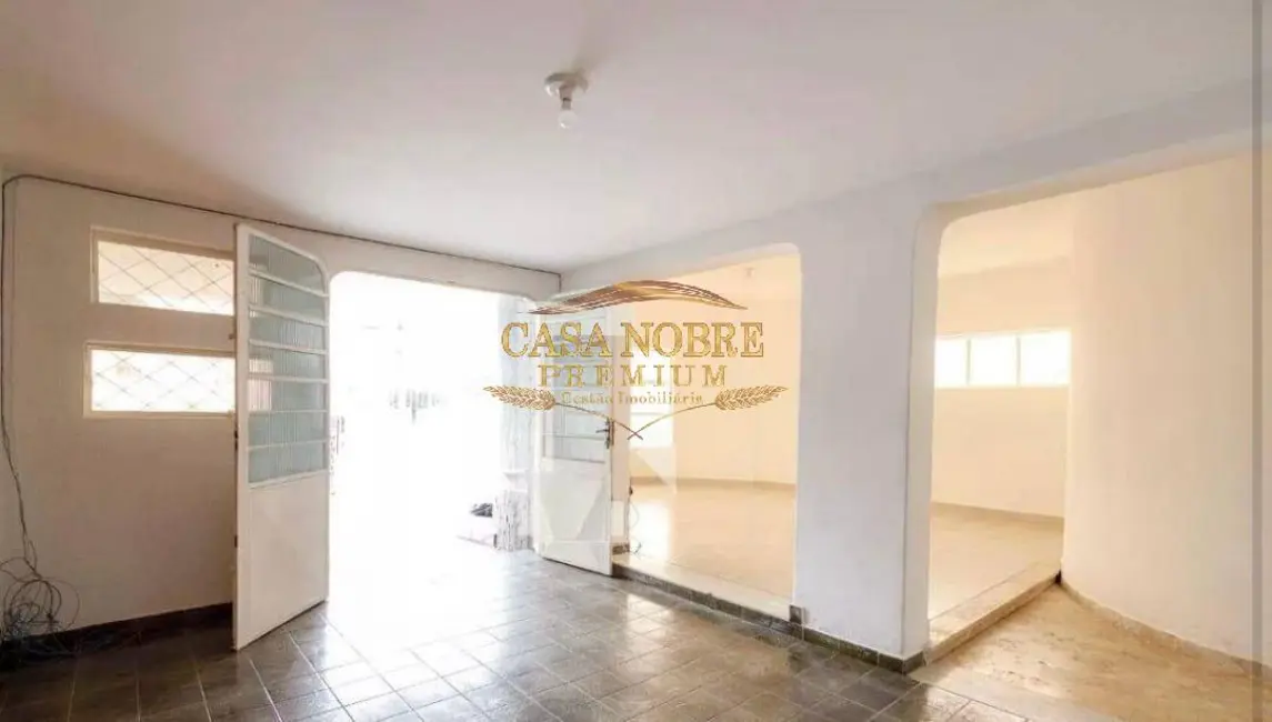 Foto 2 de Casa com 3 quartos à venda e para alugar, 300m2 em Jardim Maria Augusta, Taubate - SP