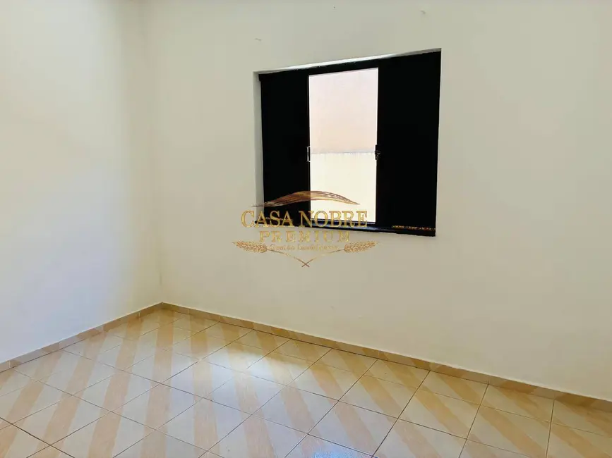 Foto 5 de Casa com 2 quartos à venda, 250m2 em Jardim Maria Augusta, Taubate - SP