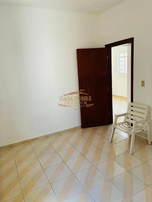 Foto 8 de Casa com 2 quartos à venda, 250m2 em Jardim Maria Augusta, Taubate - SP