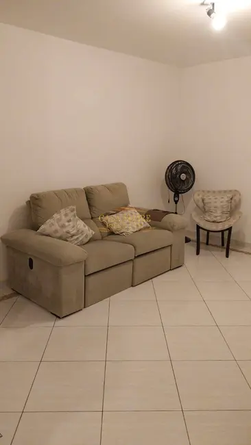 Foto 4 de Casa com 3 quartos à venda, 80m2 em Sao Jose Dos Campos - SP