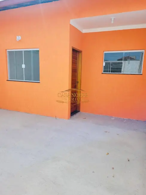 Foto 3 de Casa com 3 quartos à venda, 138m2 em Jardim Oásis, Taubate - SP