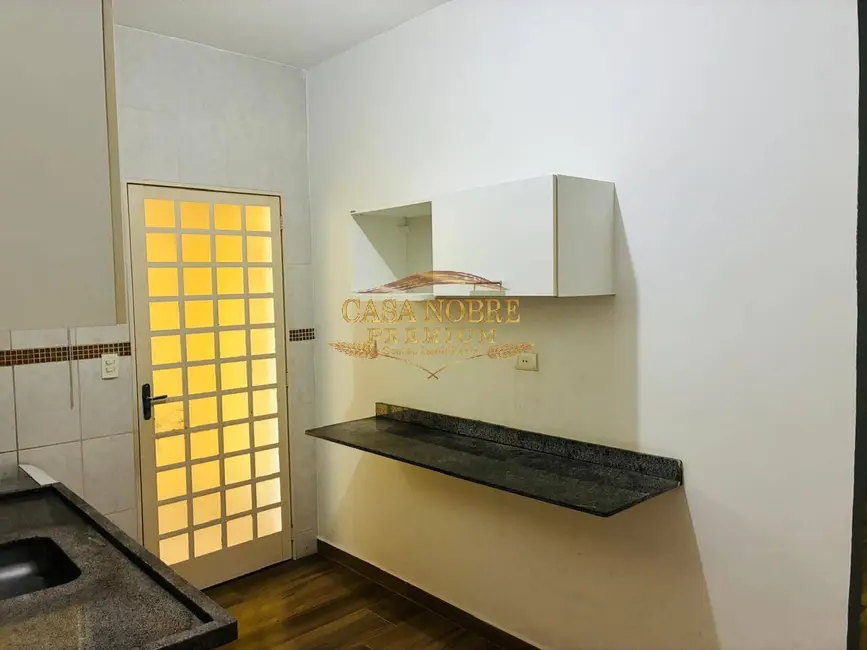 Casa com 2 quartos para alugar, 124m2 em Morada dos Nobres, Taubate - SP - imagem 4 Foto 4 de Casa com 2 quartos para alugar, 124m2 em Morada dos Nobres, Taubate - SP